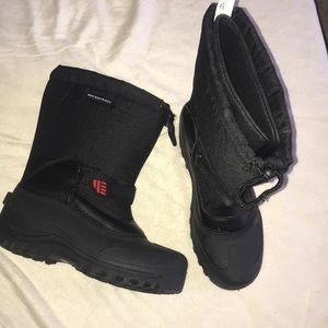 Boys snow boots